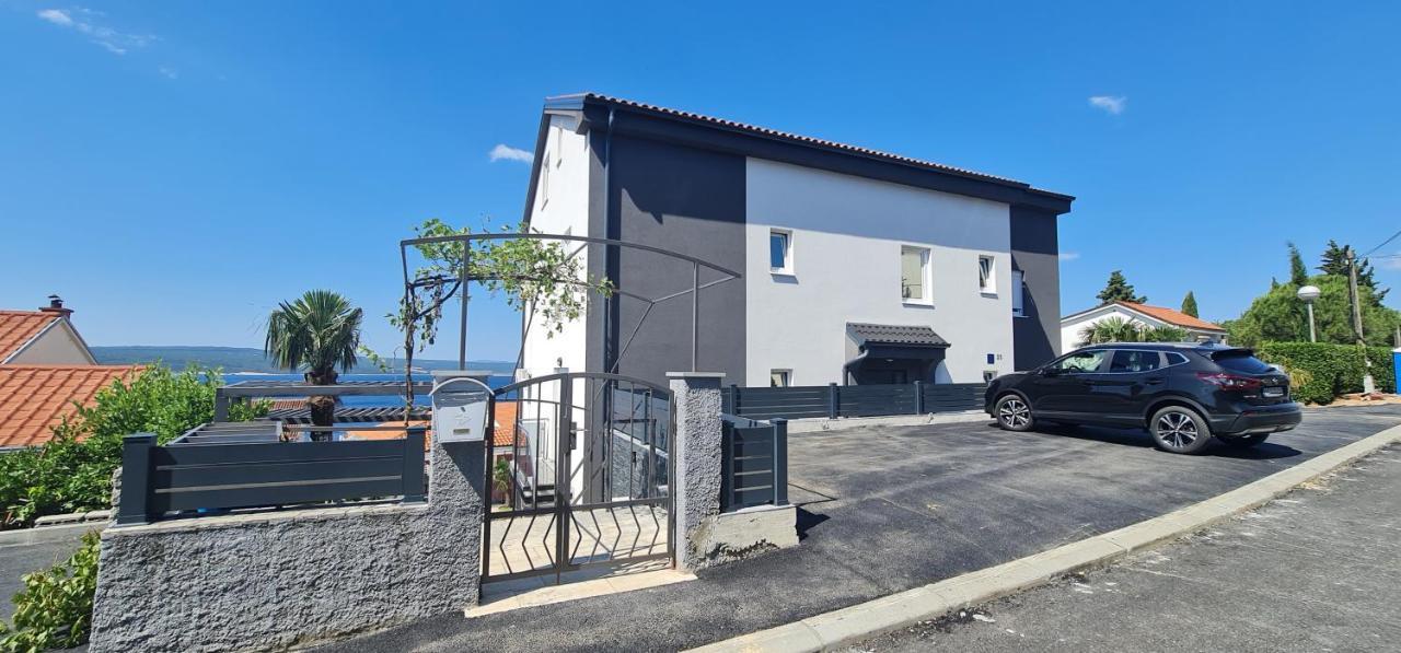 Apartments Blazevic, Heated Pool&Jacuzzi Dramalj Dış mekan fotoğraf