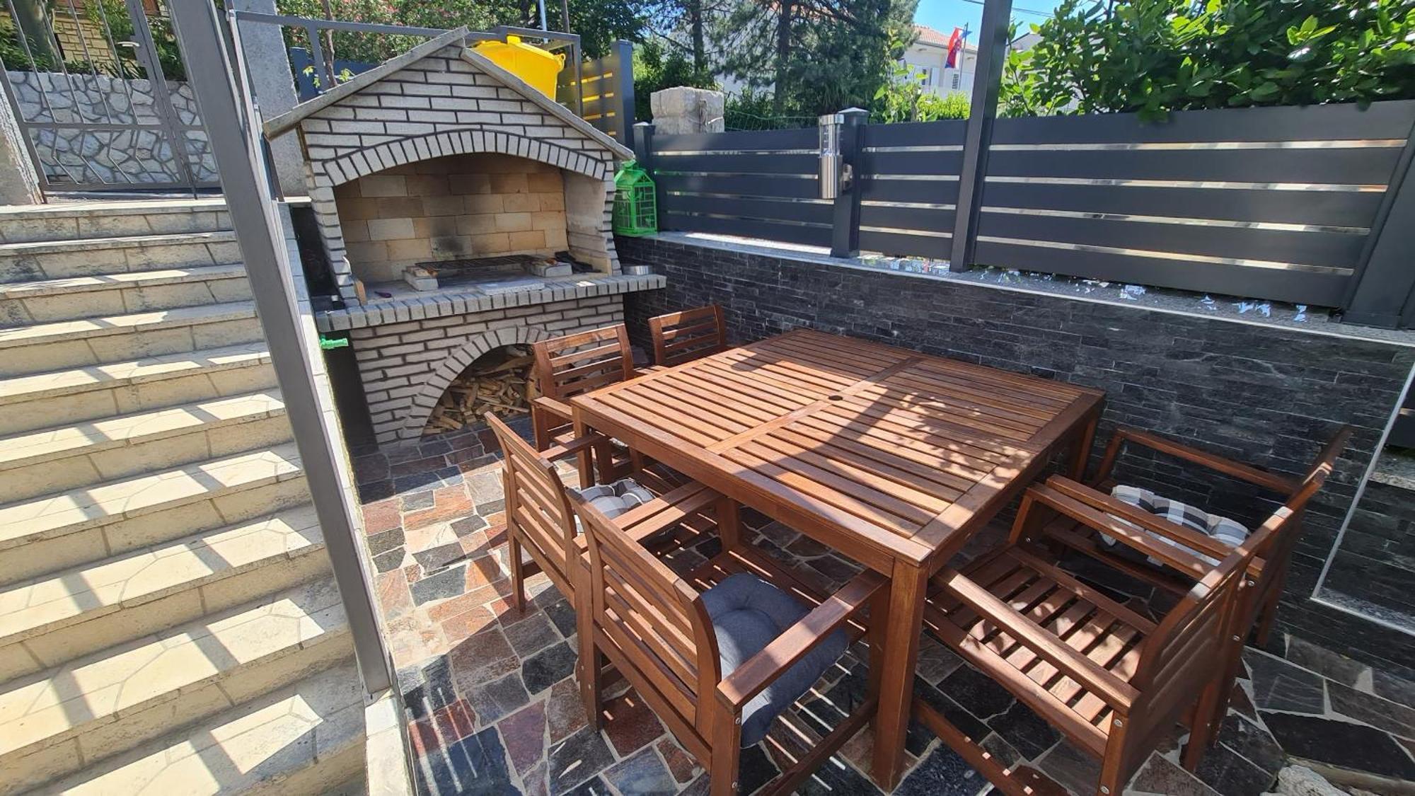 Apartments Blazevic, Heated Pool&Jacuzzi Dramalj Dış mekan fotoğraf