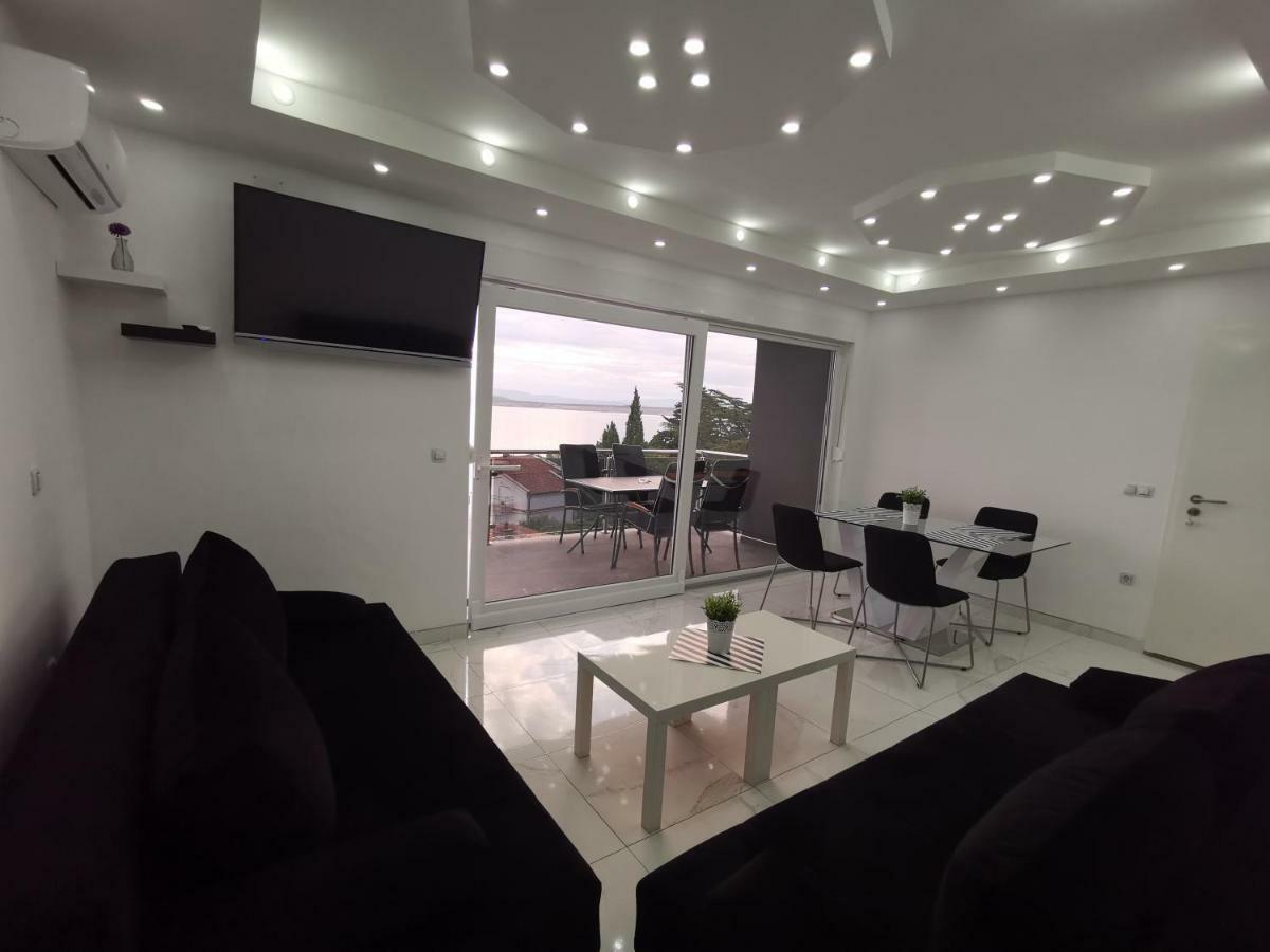 Apartments Blazevic, Heated Pool&Jacuzzi Dramalj Dış mekan fotoğraf