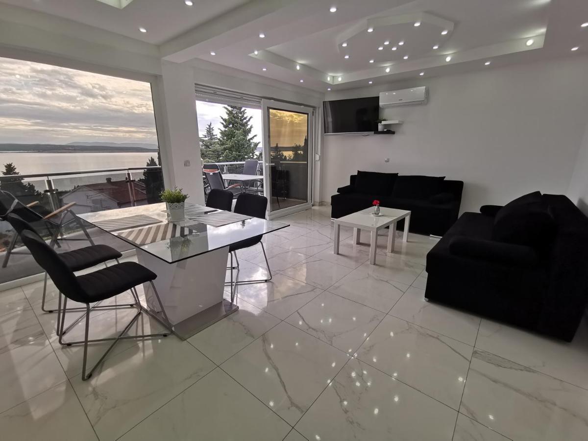 Apartments Blazevic, Heated Pool&Jacuzzi Dramalj Dış mekan fotoğraf