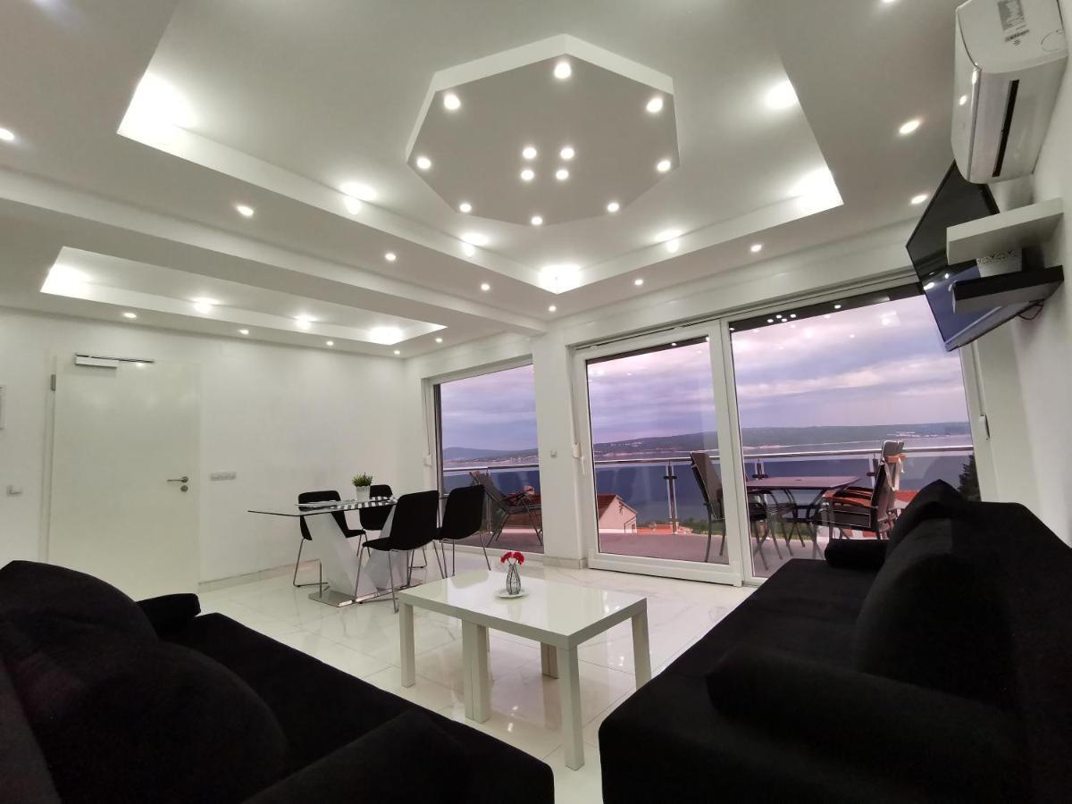 Apartments Blazevic, Heated Pool&Jacuzzi Dramalj Dış mekan fotoğraf